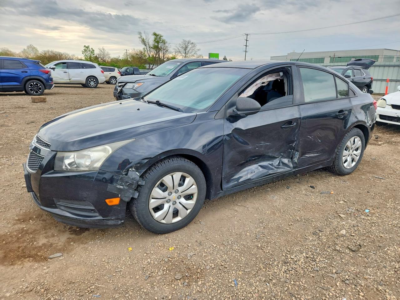 2013 CHEVROLET CRUZE