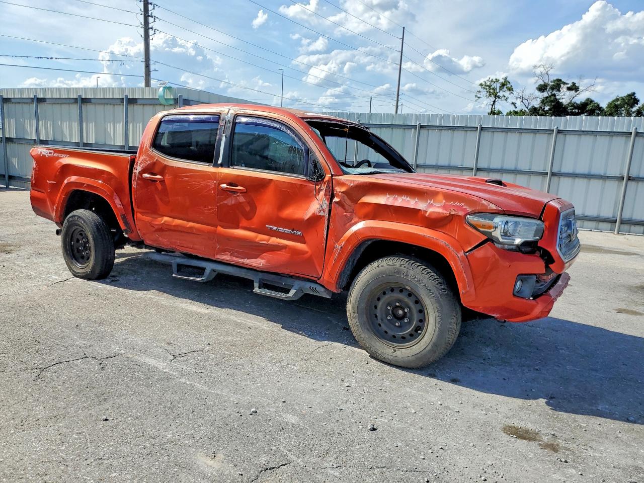 2017 TOYOTA TACOMA TRD SPORT photo 7