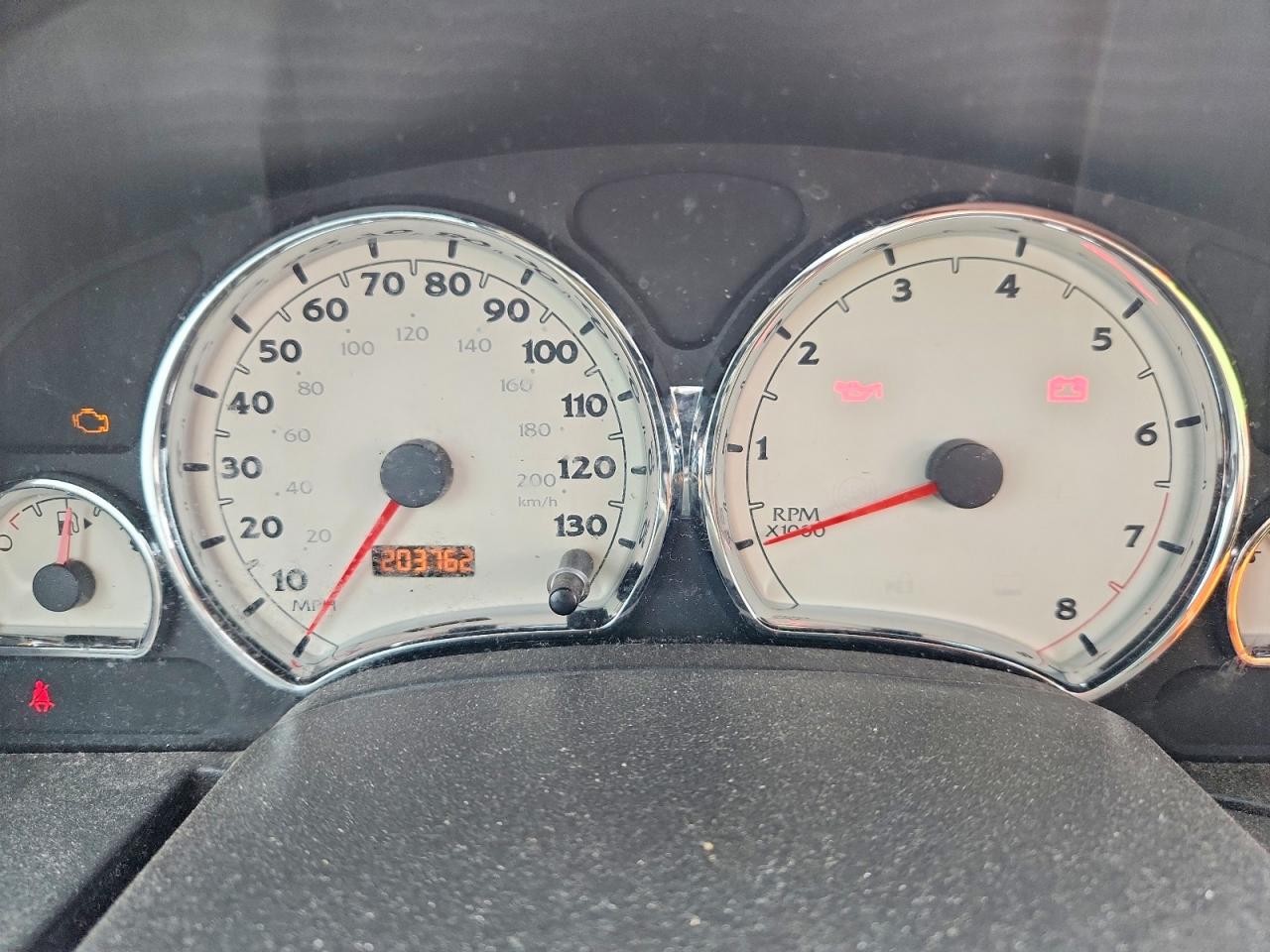2004 SATURN VUE photo 9