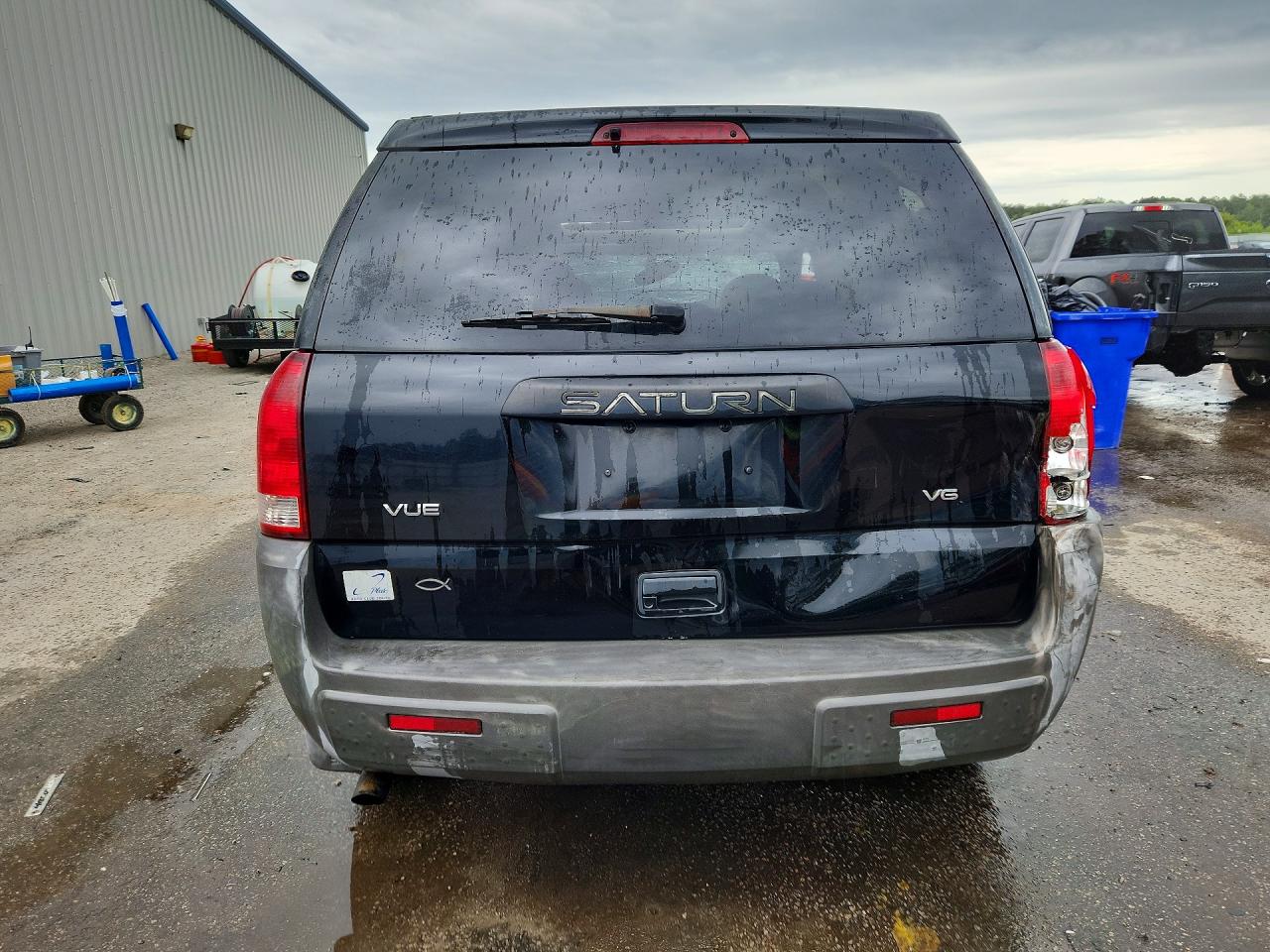 2004 SATURN VUE photo 6