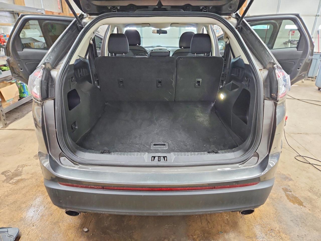 2015 FORD EDGE SE photo 11