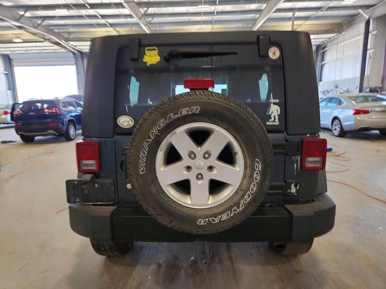 2008 JEEP WRANGLER UNLIMITED SAHARA photo 6