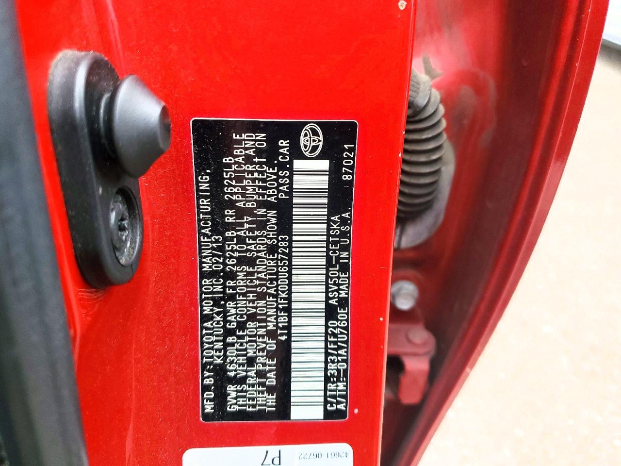 2013 TOYOTA CAMRY SE photo 12