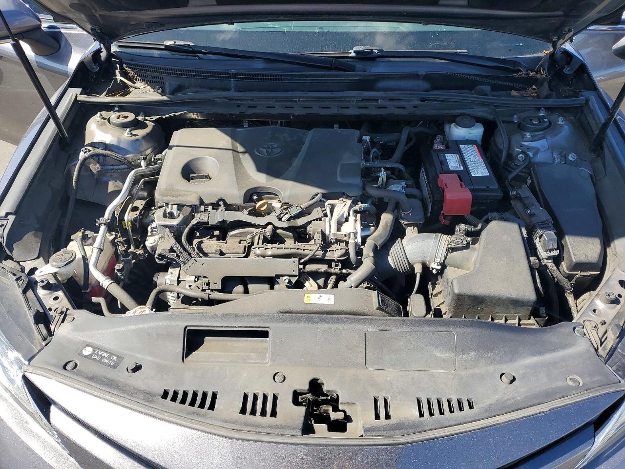 2019 TOYOTA CAMRY XLE photo 11