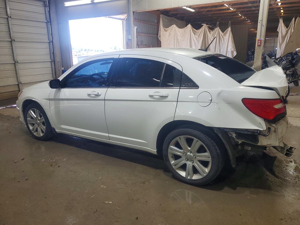 2013 CHRYSLER 200 TOURING photo 3