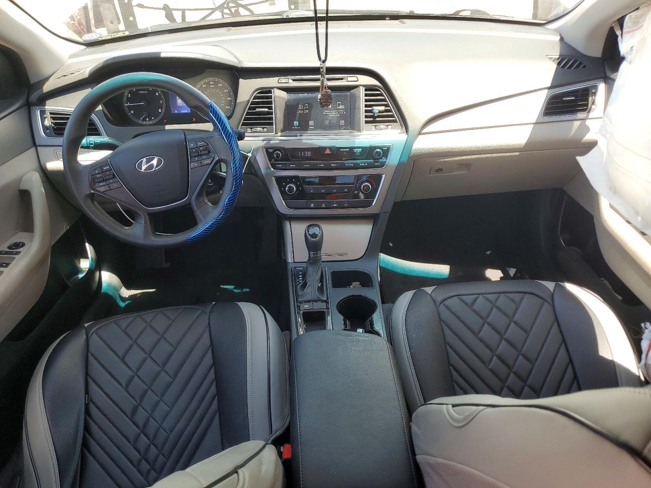 2016 HYUNDAI SONATA SE photo 22