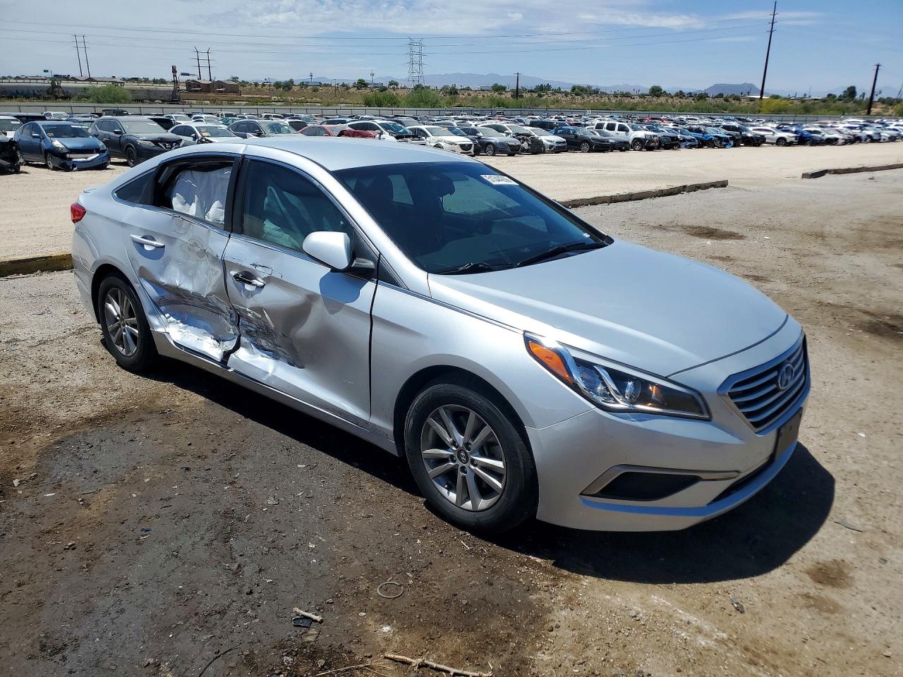 2016 HYUNDAI SONATA SE photo 10