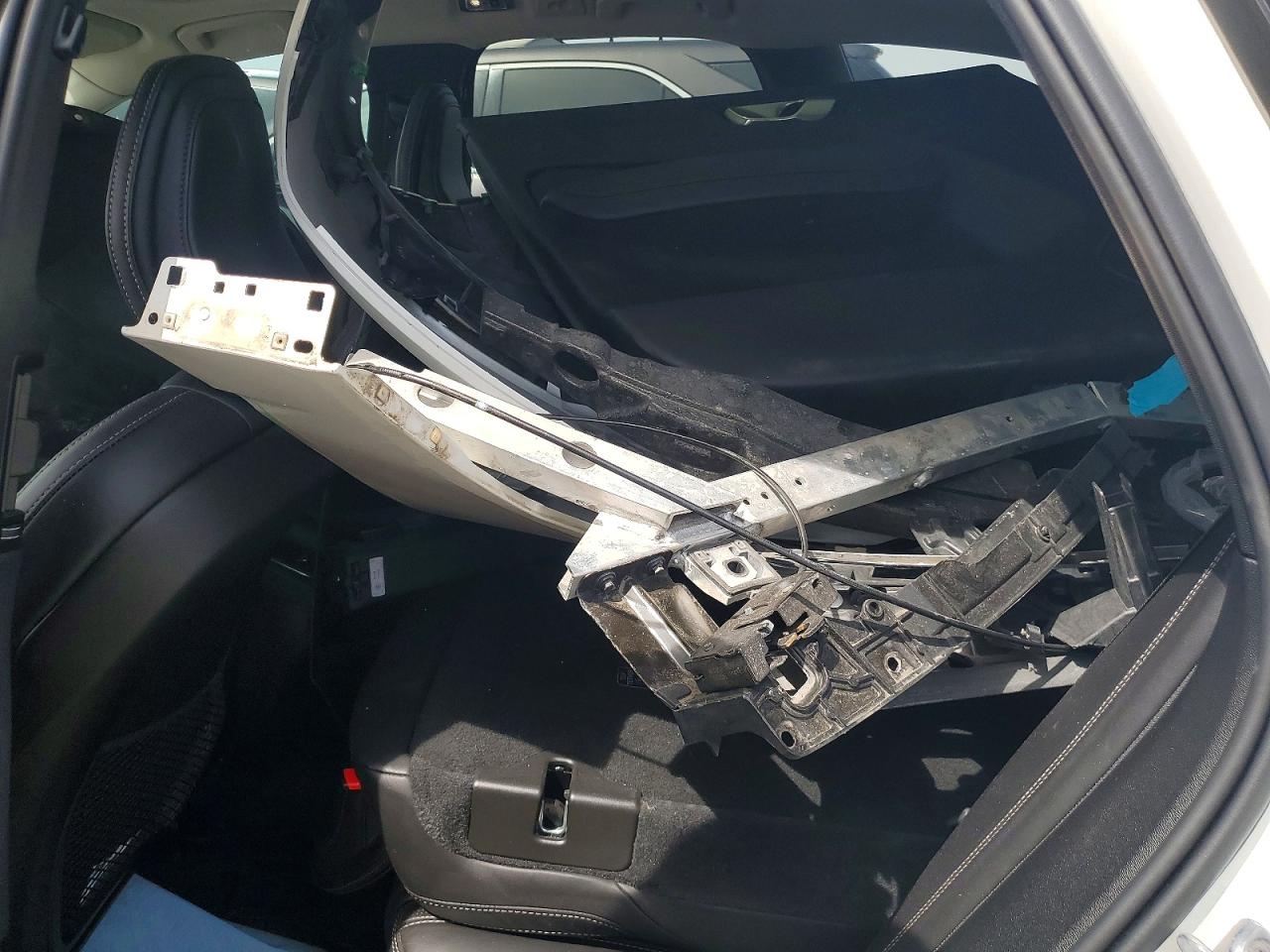 2021 VOLVO XC60 T6 INSCRIPTION photo 28