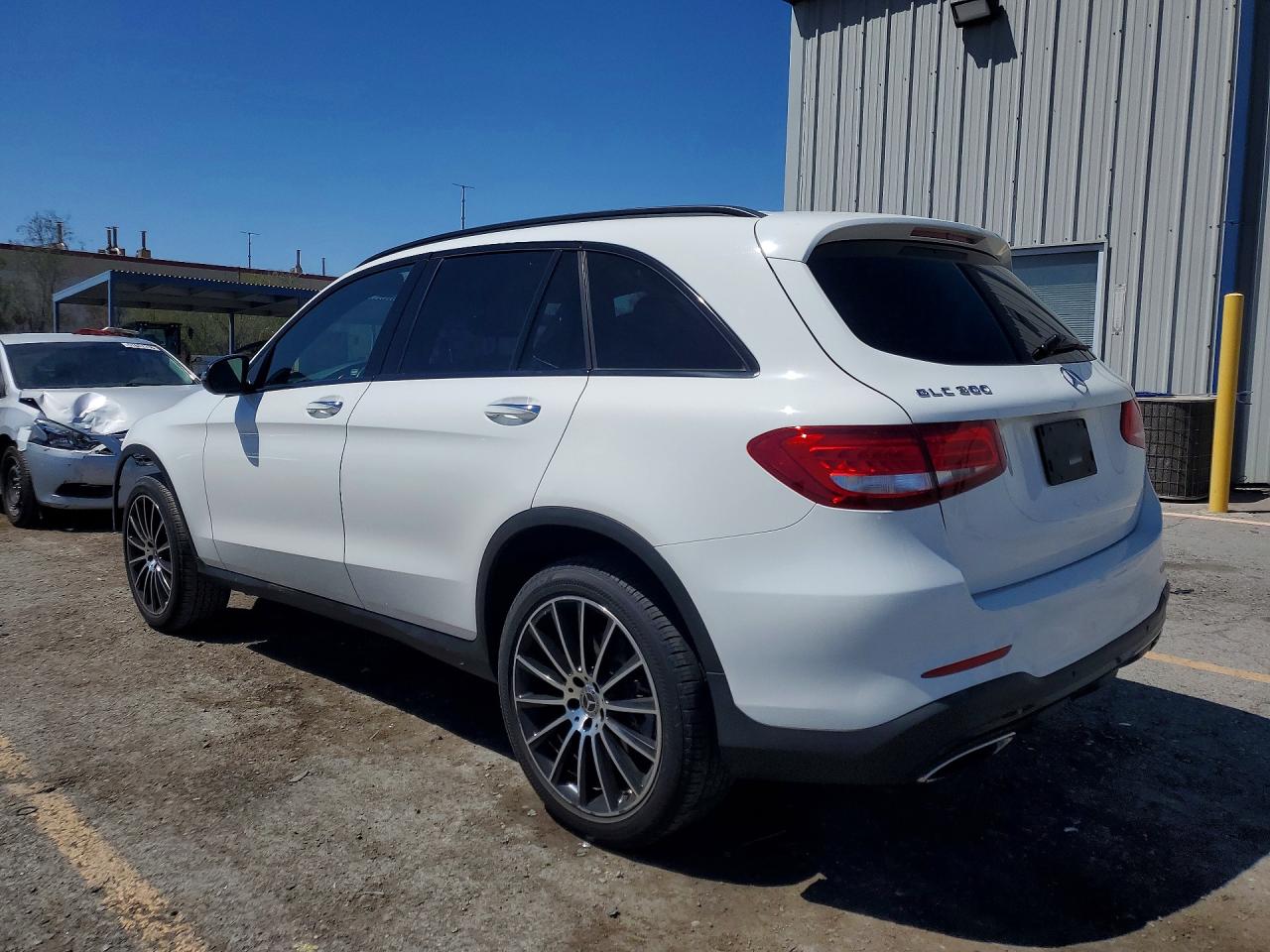 2018 MERCEDES-BENZ GLC 300 photo 4