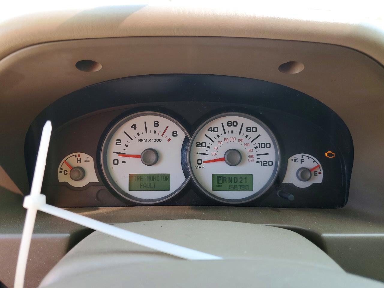 2006 FORD ESCAPE LIMITED photo 25