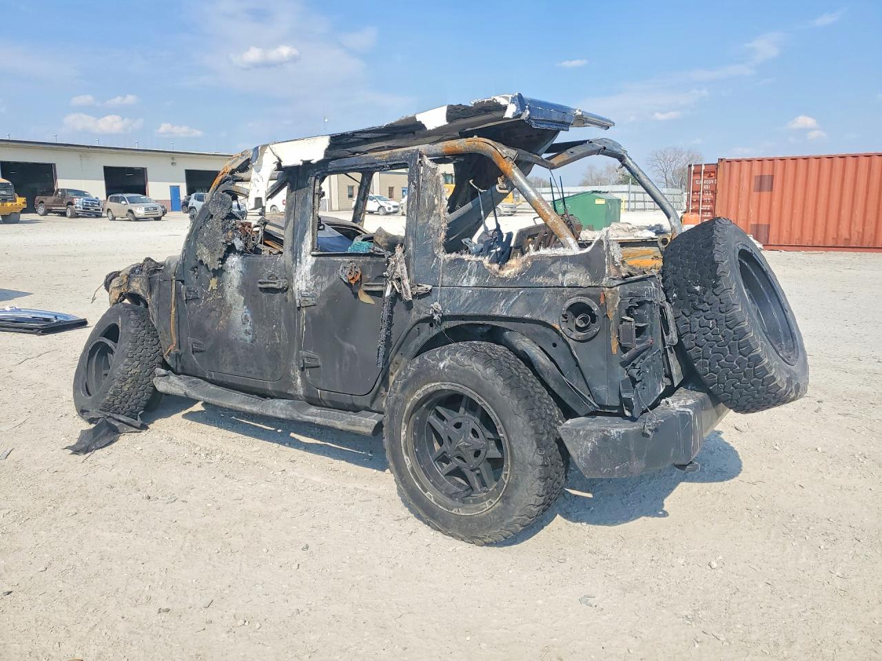 2018 JEEP WRANGLER UNLIMITED SAHARA photo 3