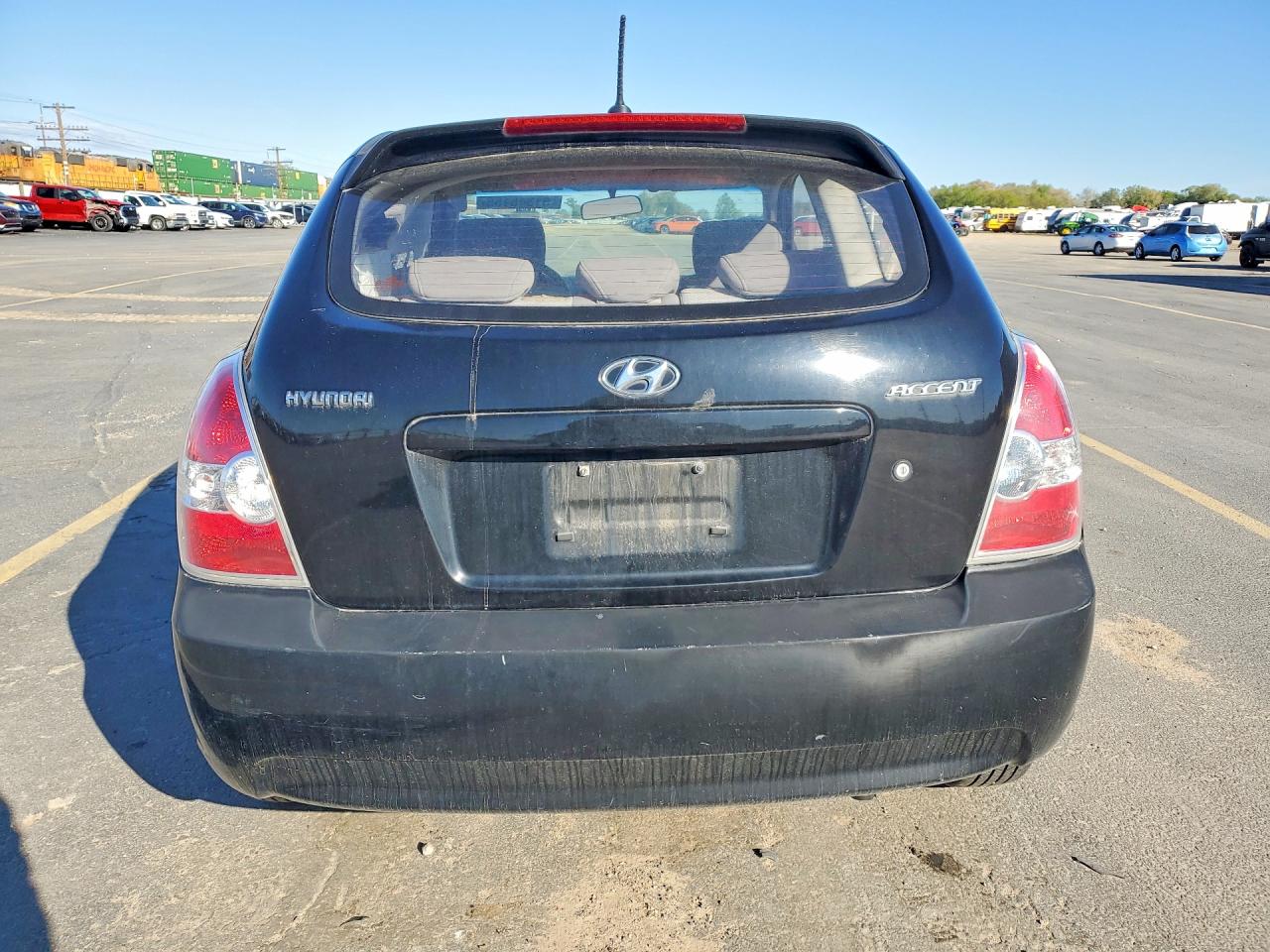 2009 HYUNDAI ACCENT GS photo 11