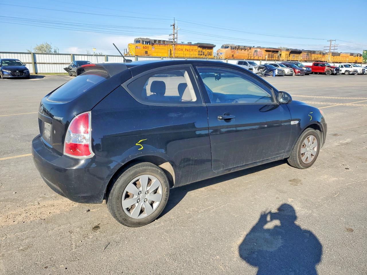 2009 HYUNDAI ACCENT GS photo 5
