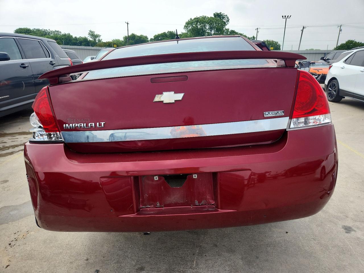 2010 CHEVROLET IMPALA LT photo 11