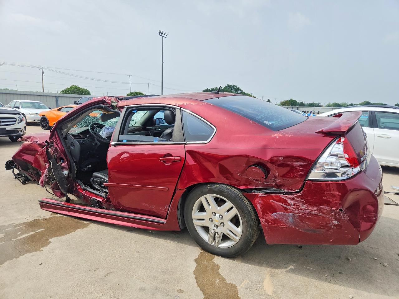 2010 CHEVROLET IMPALA LT photo 3