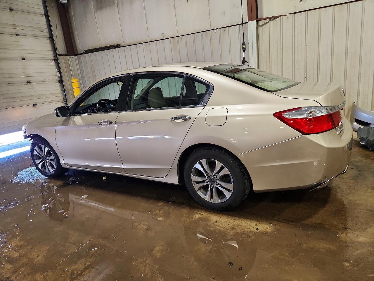 2014 HONDA ACCORD LX photo 2