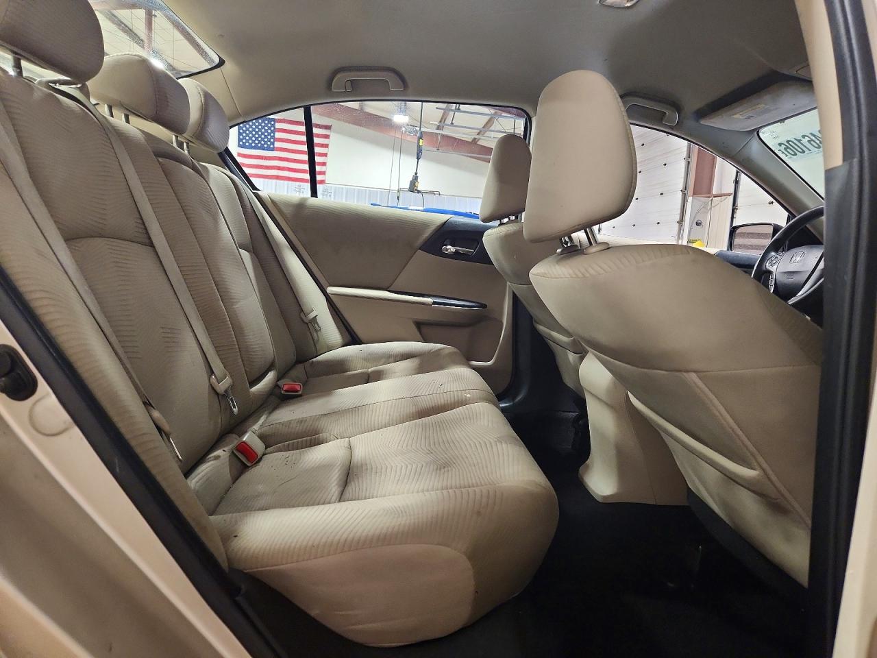 2014 HONDA ACCORD LX photo 10