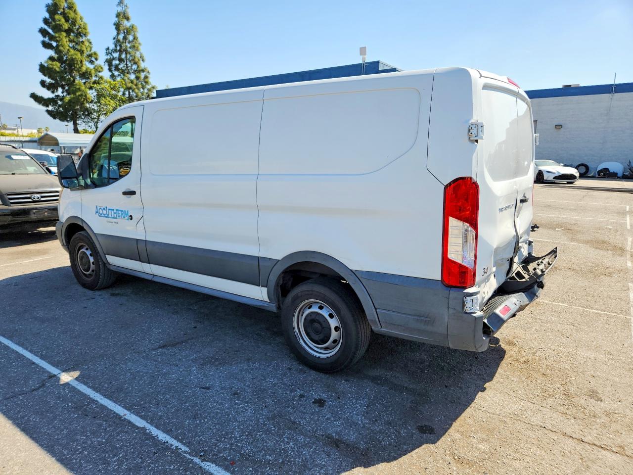 2017 FORD TRANSIT T-250 photo 4