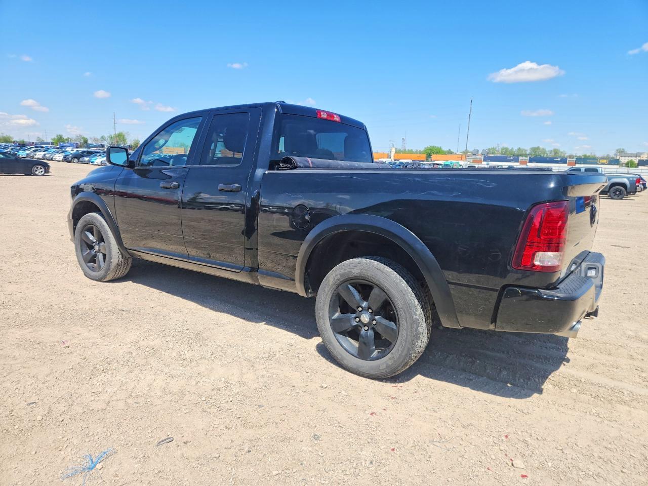 2013 RAM 1500 ST photo 3
