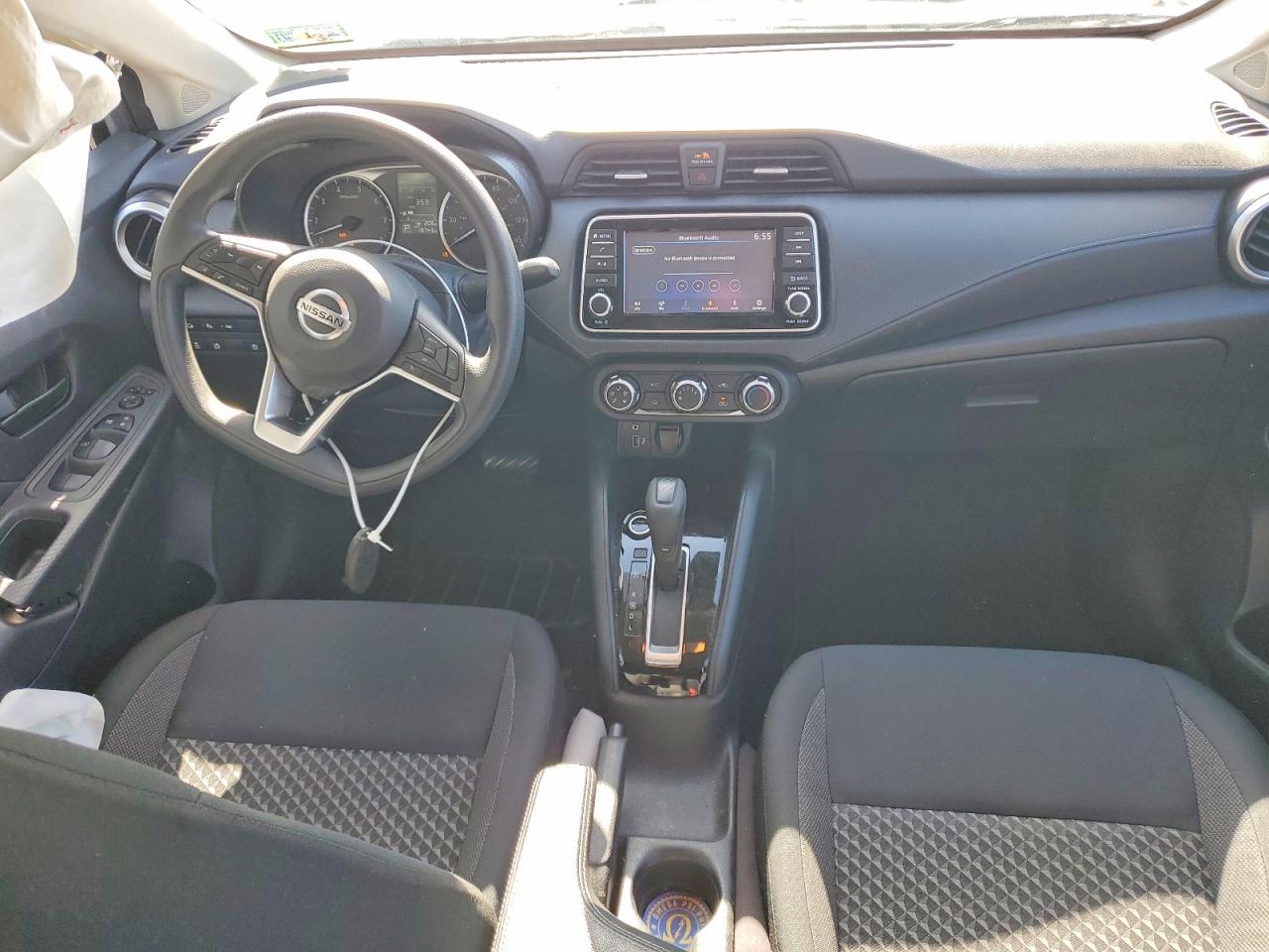 2020 NISSAN VERSA S photo 22