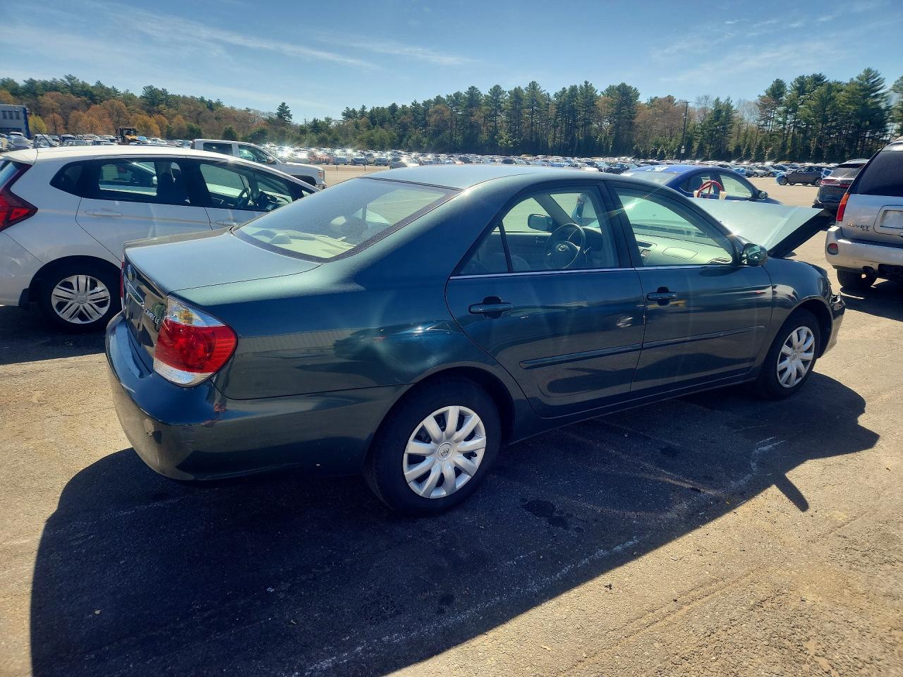 2006 TOYOTA CAMRY LE photo 5