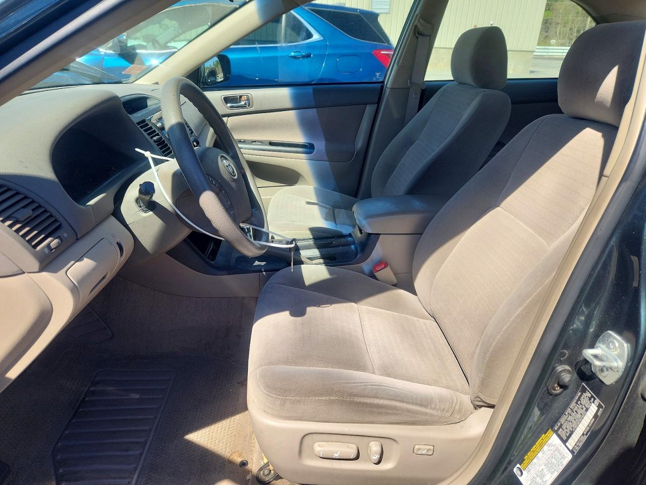 2006 TOYOTA CAMRY LE photo 13