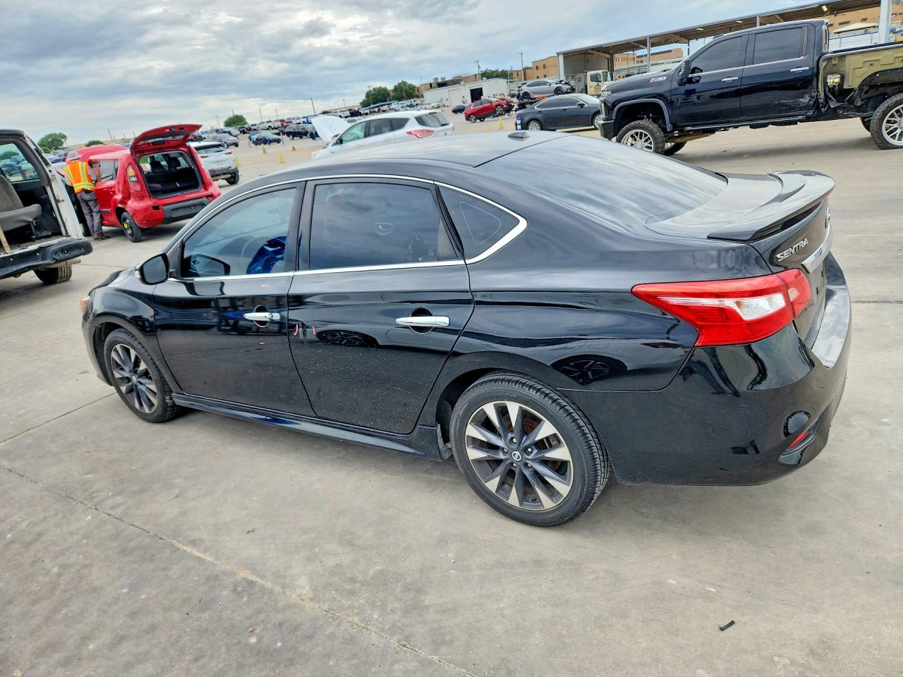 2017 NISSAN SENTRA SR photo 3