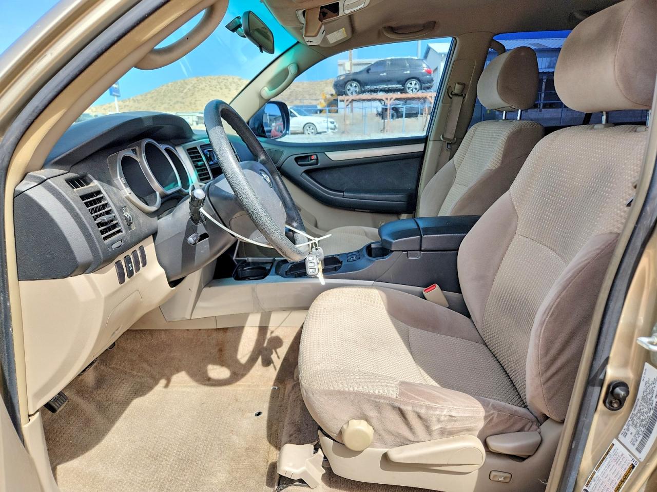 2005 TOYOTA 4RUNNER SR5 photo 13