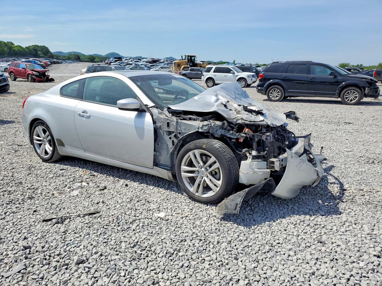 2010 INFINITI G37 photo 7