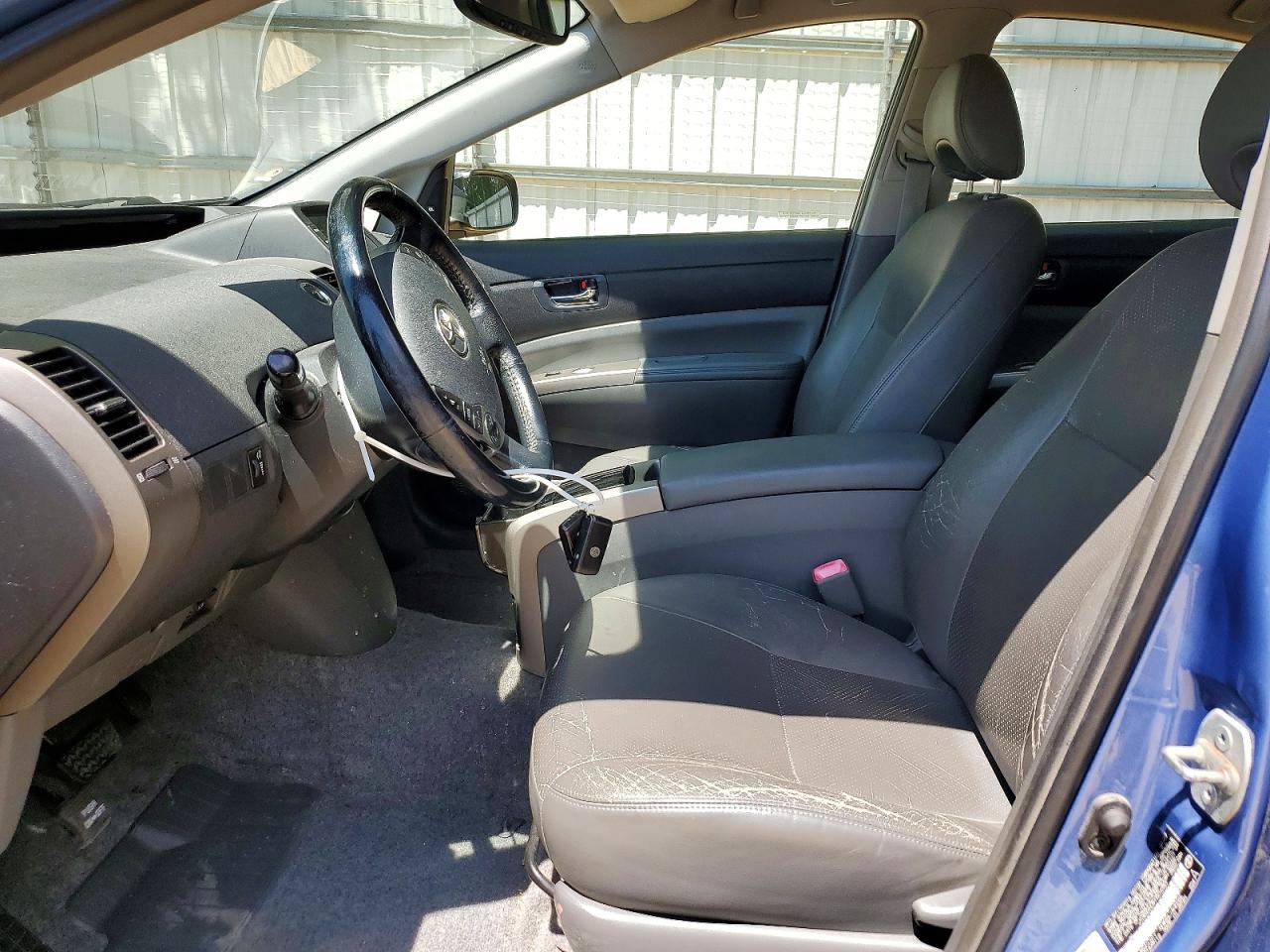 2007 TOYOTA PRIUS BASE photo 13