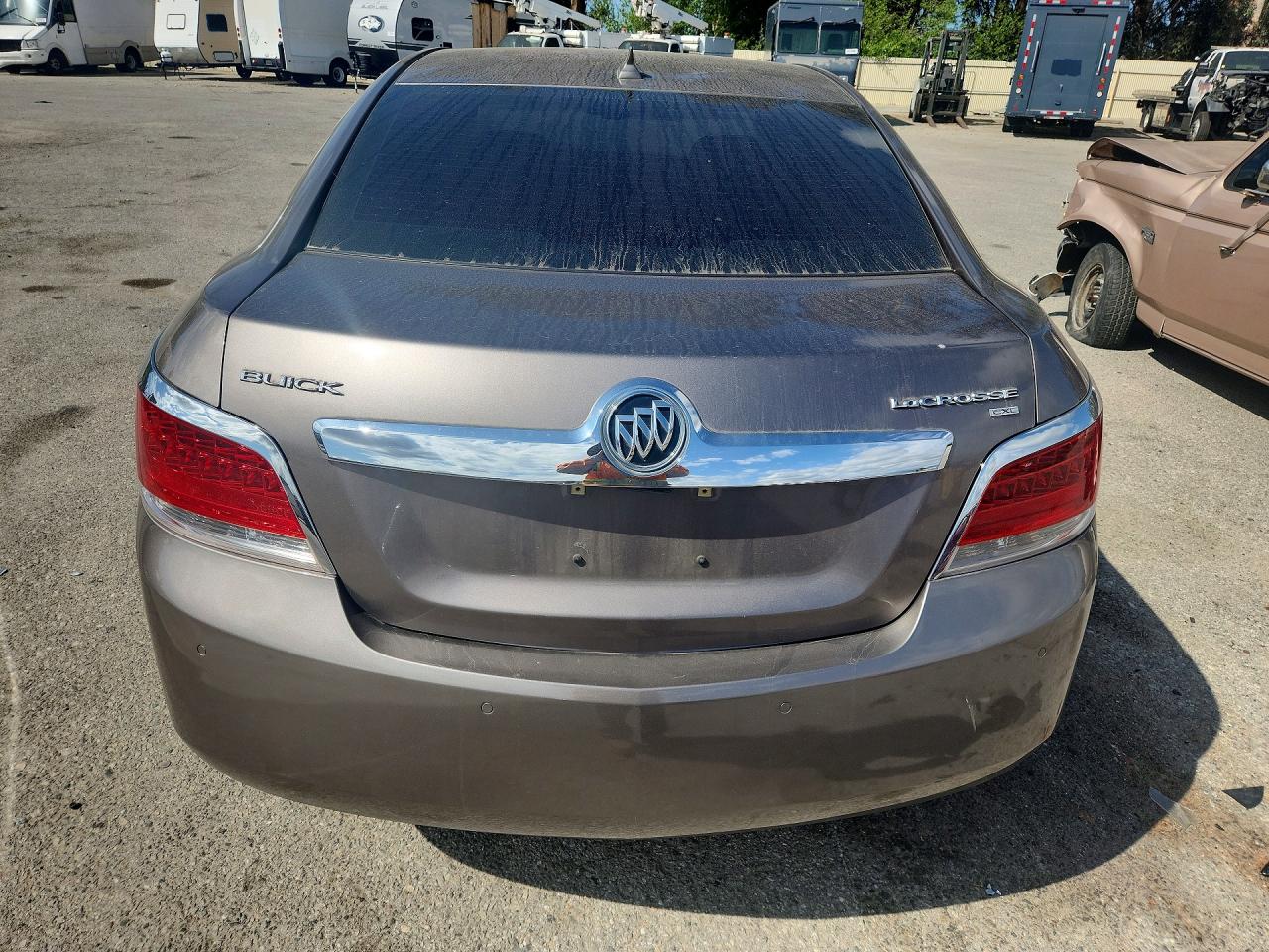 2010 BUICK LACROSSE CXL photo 11