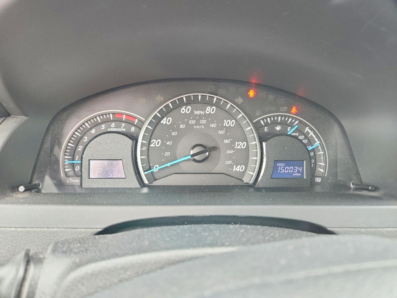 2012 TOYOTA CAMRY LE photo 9