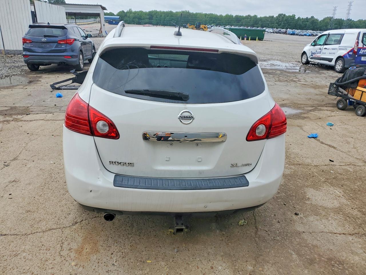 2011 NISSAN ROGUE S photo 11