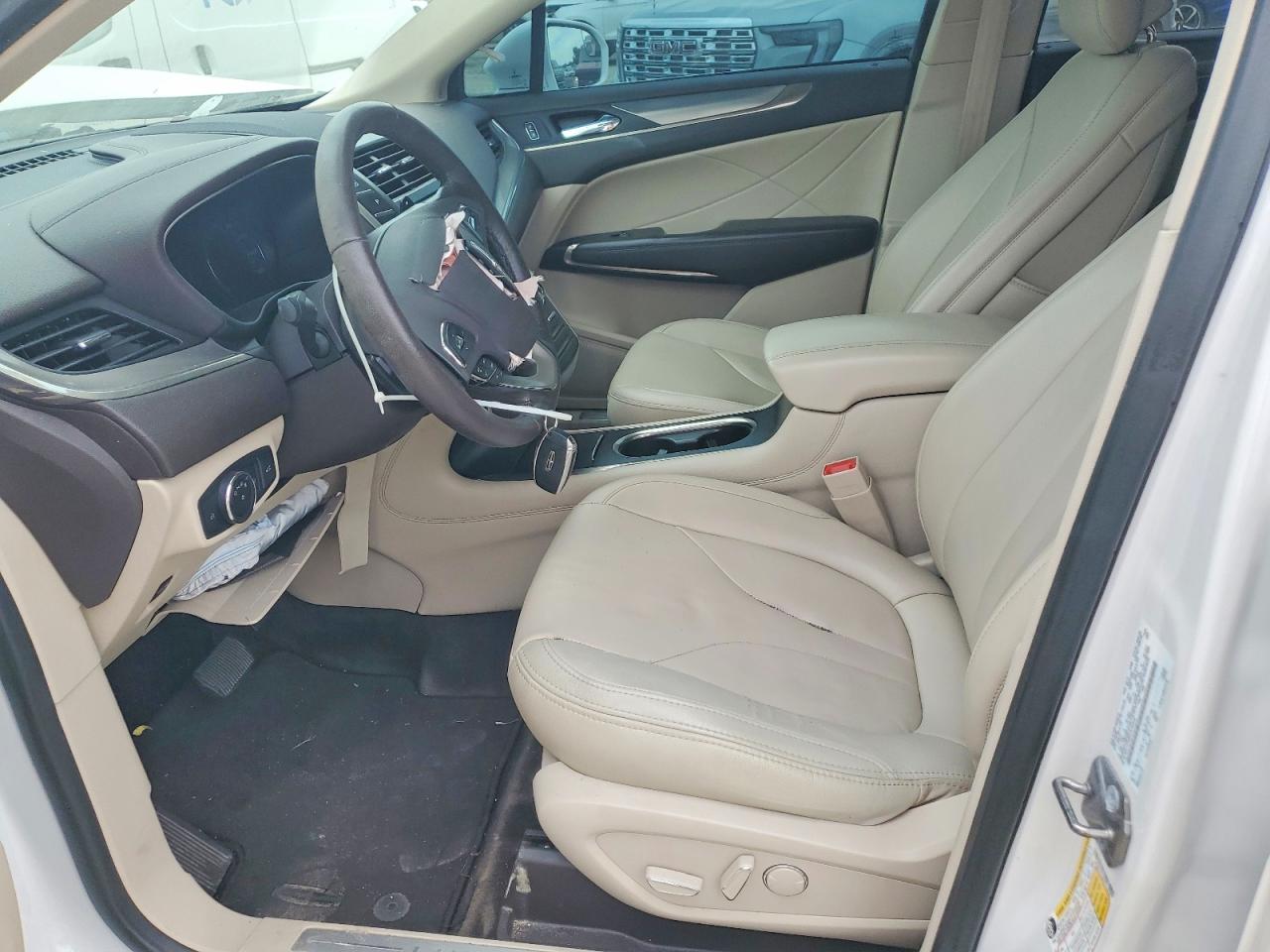 2017 LINCOLN MKC photo 13