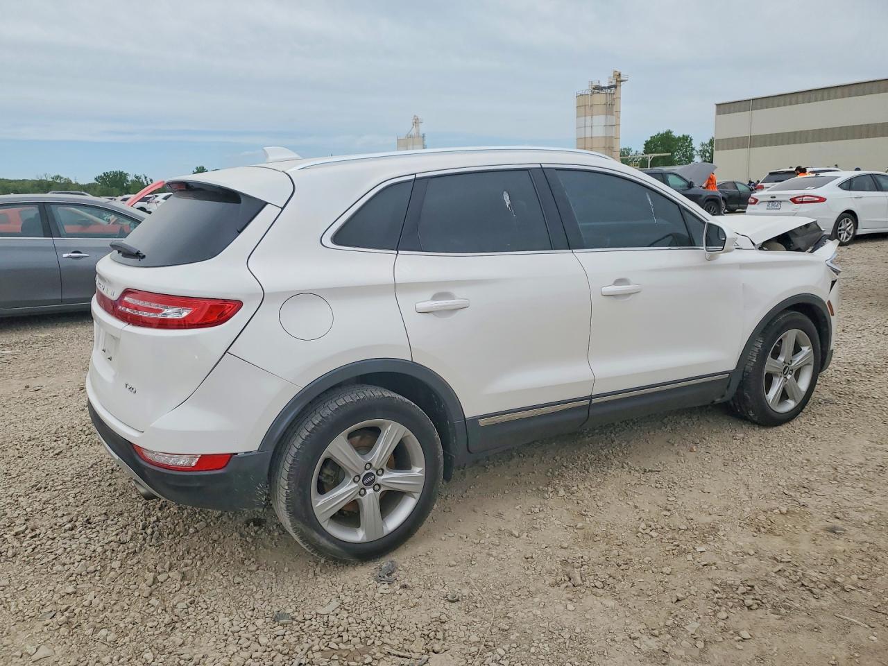 2017 LINCOLN MKC photo 5
