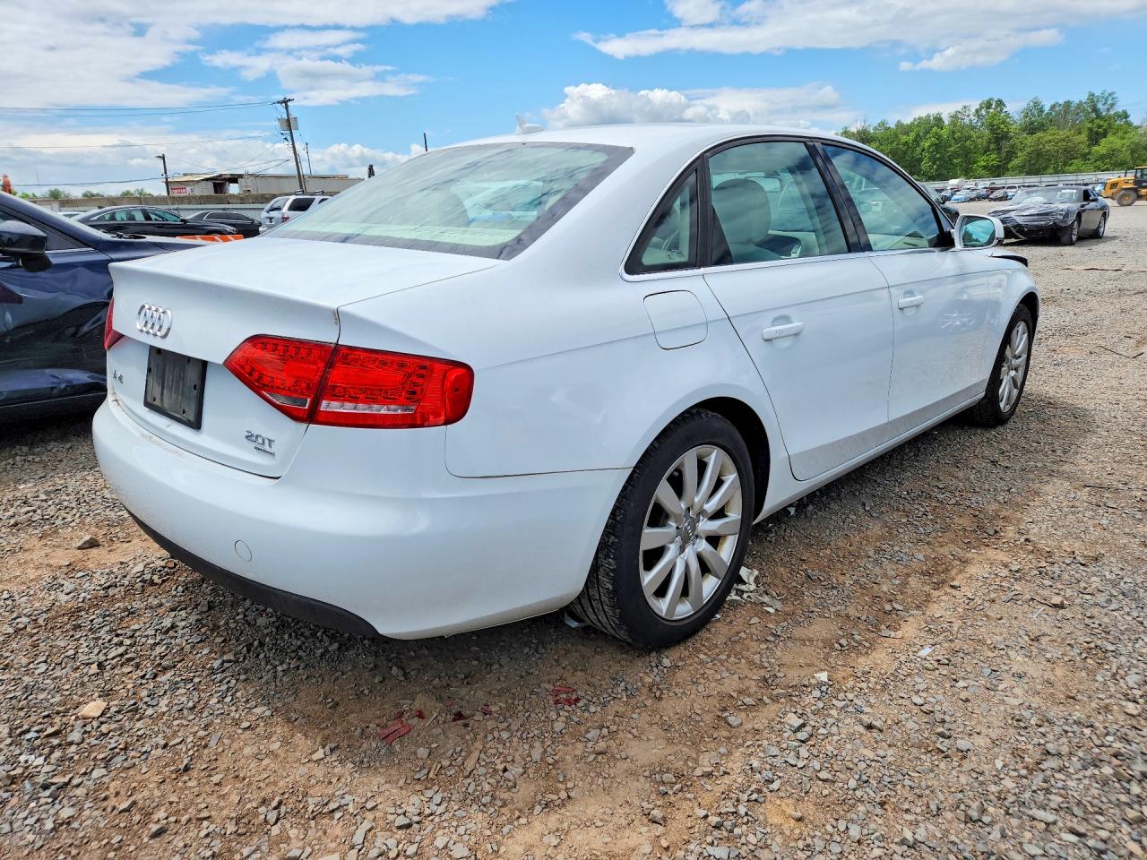 2012 AUDI A4 PREMIUM photo 3