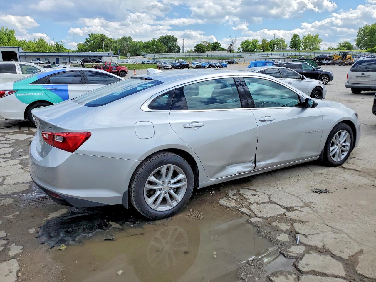 2016 CHEVROLET MALIBU LT photo 5