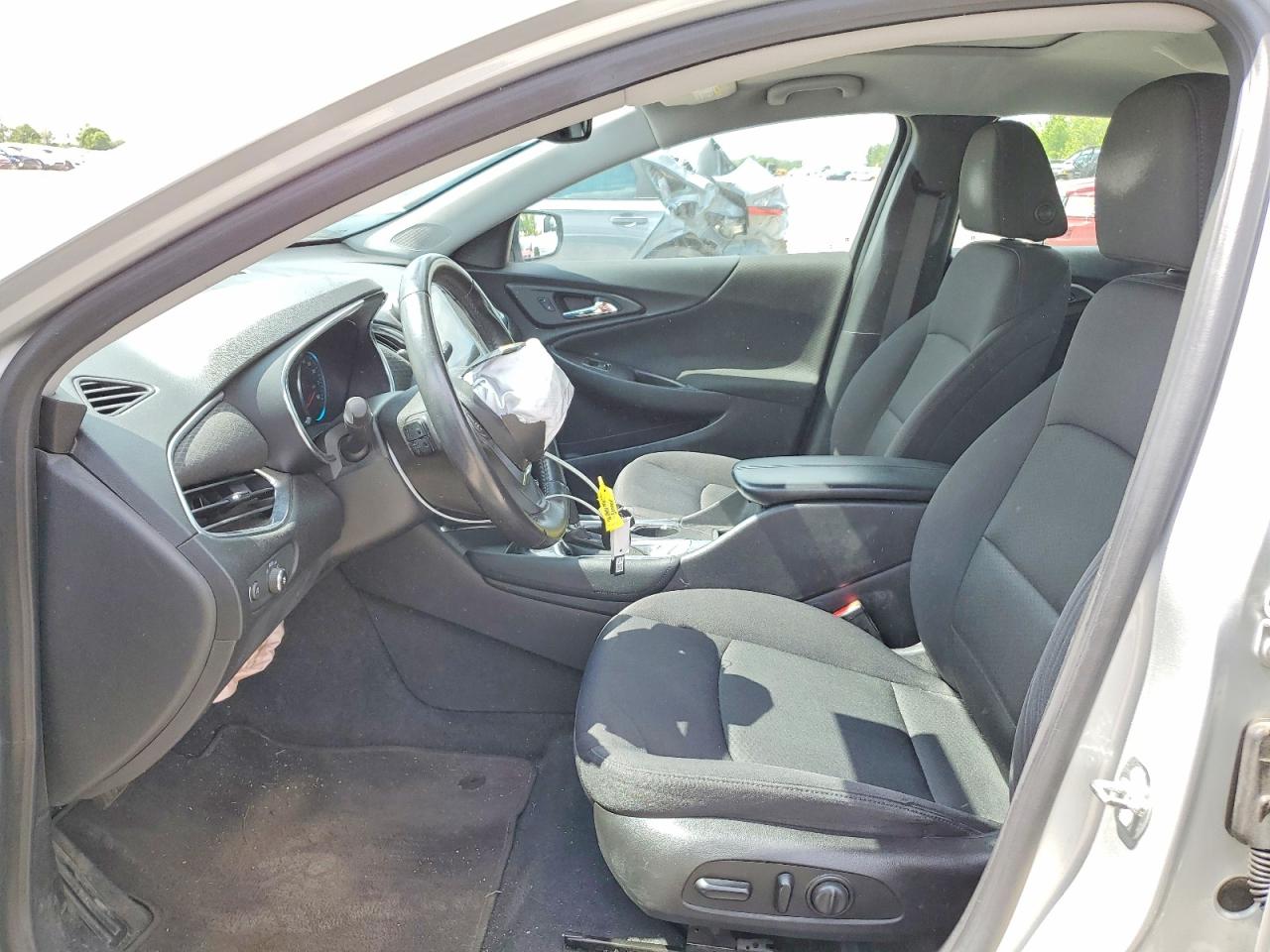2016 CHEVROLET MALIBU LT photo 13