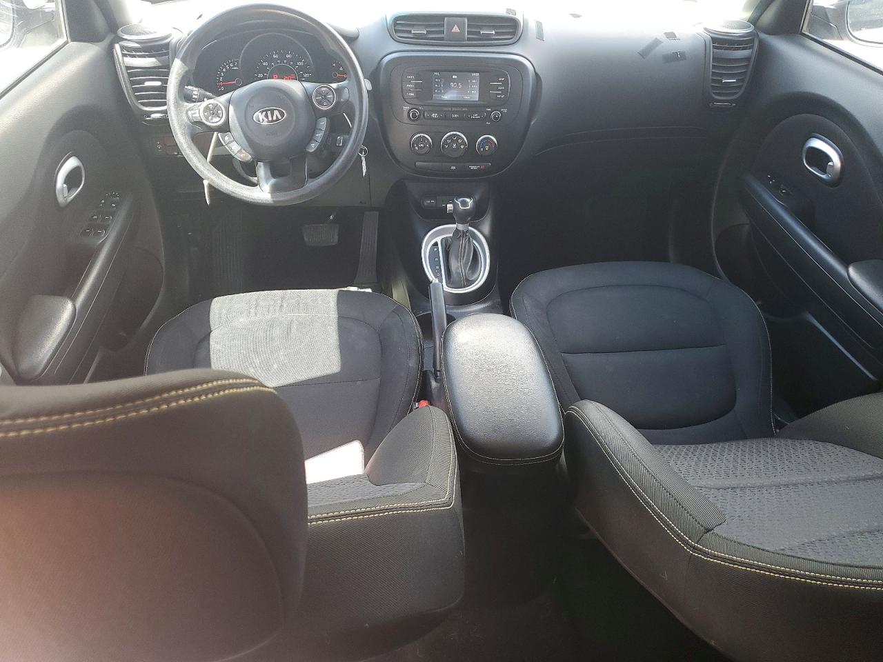 2016 KIA SOUL + photo 15