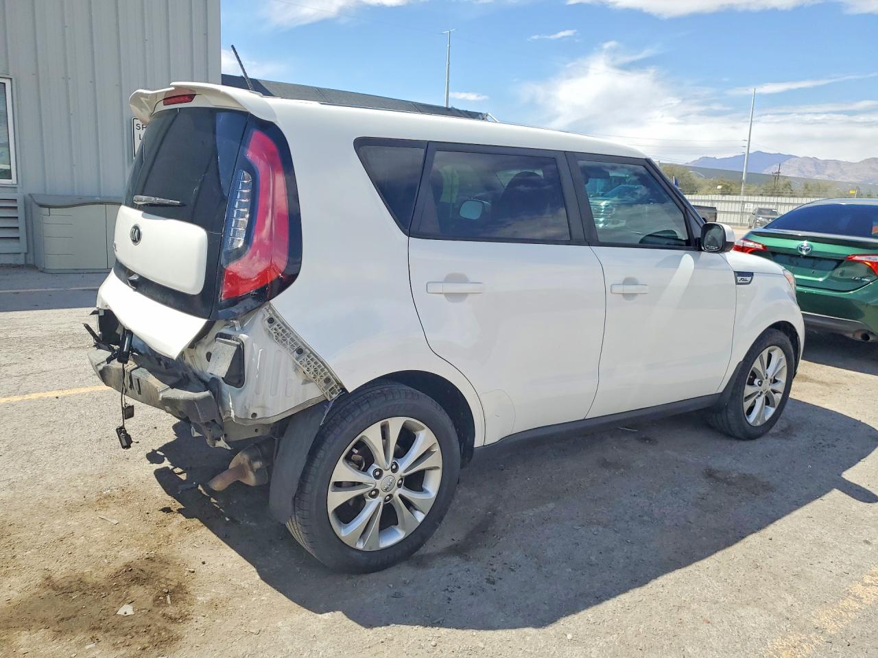2016 KIA SOUL + photo 5