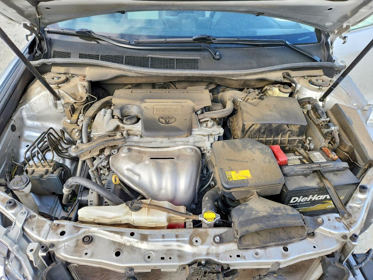 2014 TOYOTA CAMRY SE photo 21