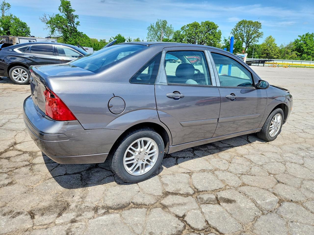 2007 FORD FOCUS ZX4 photo 5