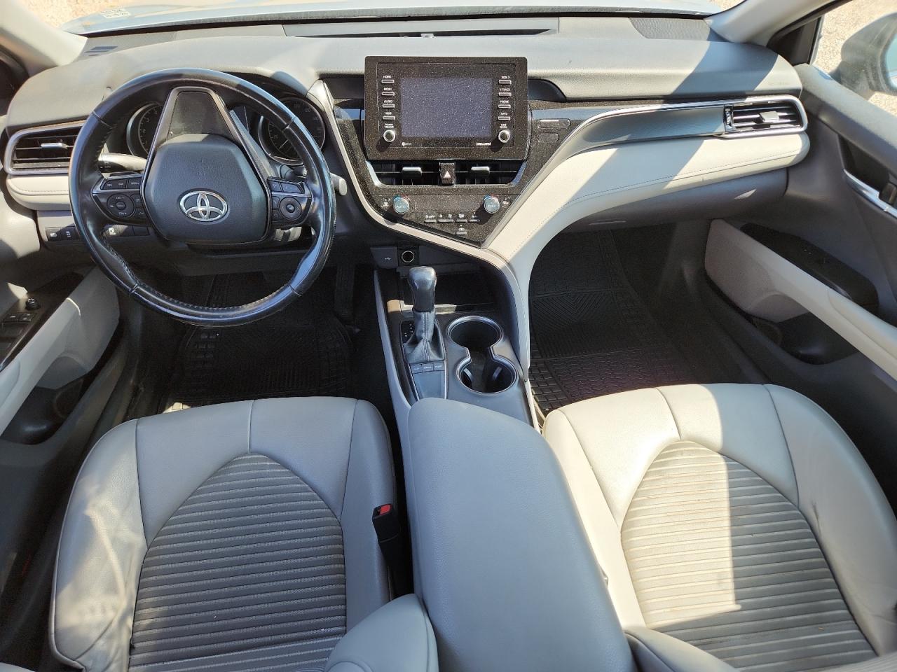 2022 TOYOTA CAMRY SE photo 22