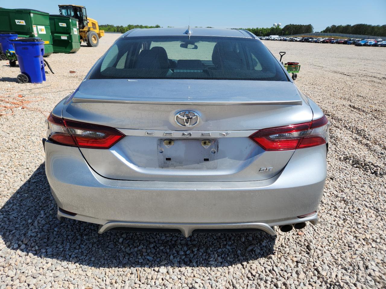 2022 TOYOTA CAMRY SE photo 16