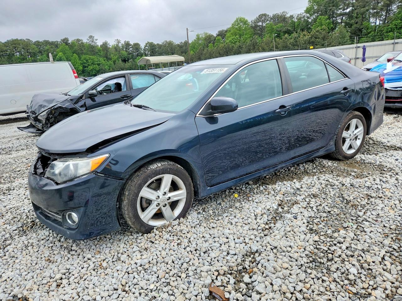 2013 TOYOTA CAMRY