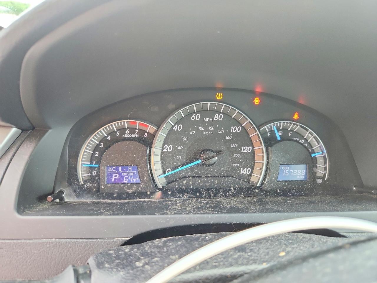 2013 TOYOTA CAMRY SE photo 17