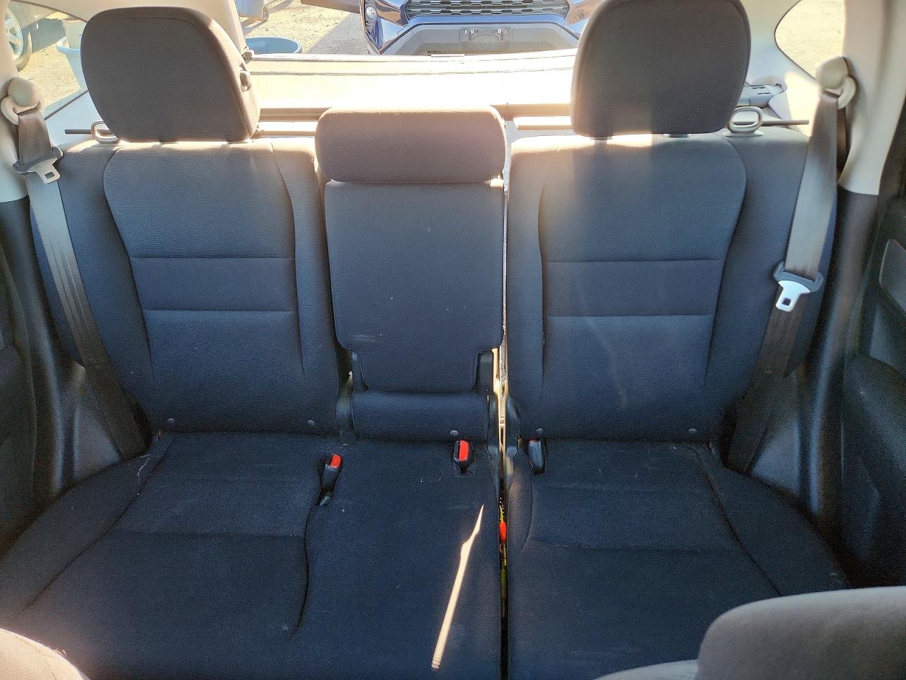 2010 HONDA CR-V LX photo 19
