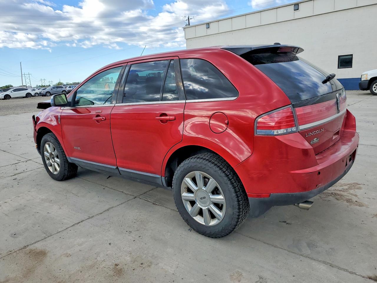 2008 LINCOLN TOWNHOUSE MKX photo 3