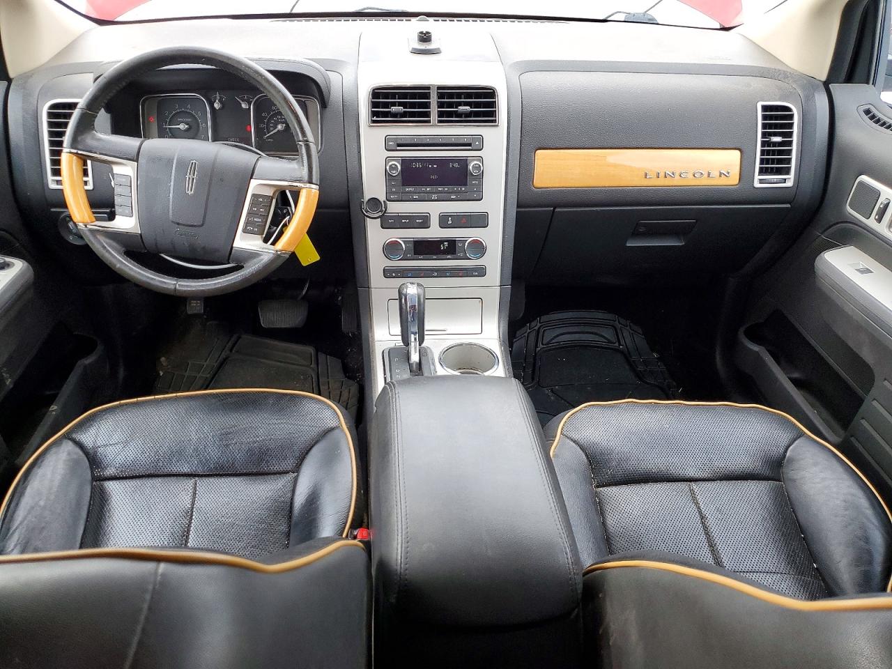 2008 LINCOLN TOWNHOUSE MKX photo 15