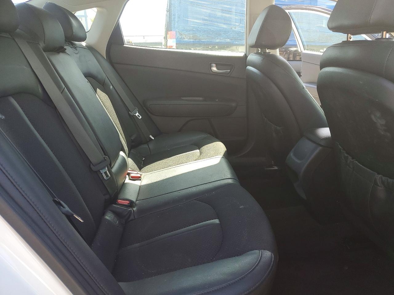 2018 KIA OPTIMA S photo 19